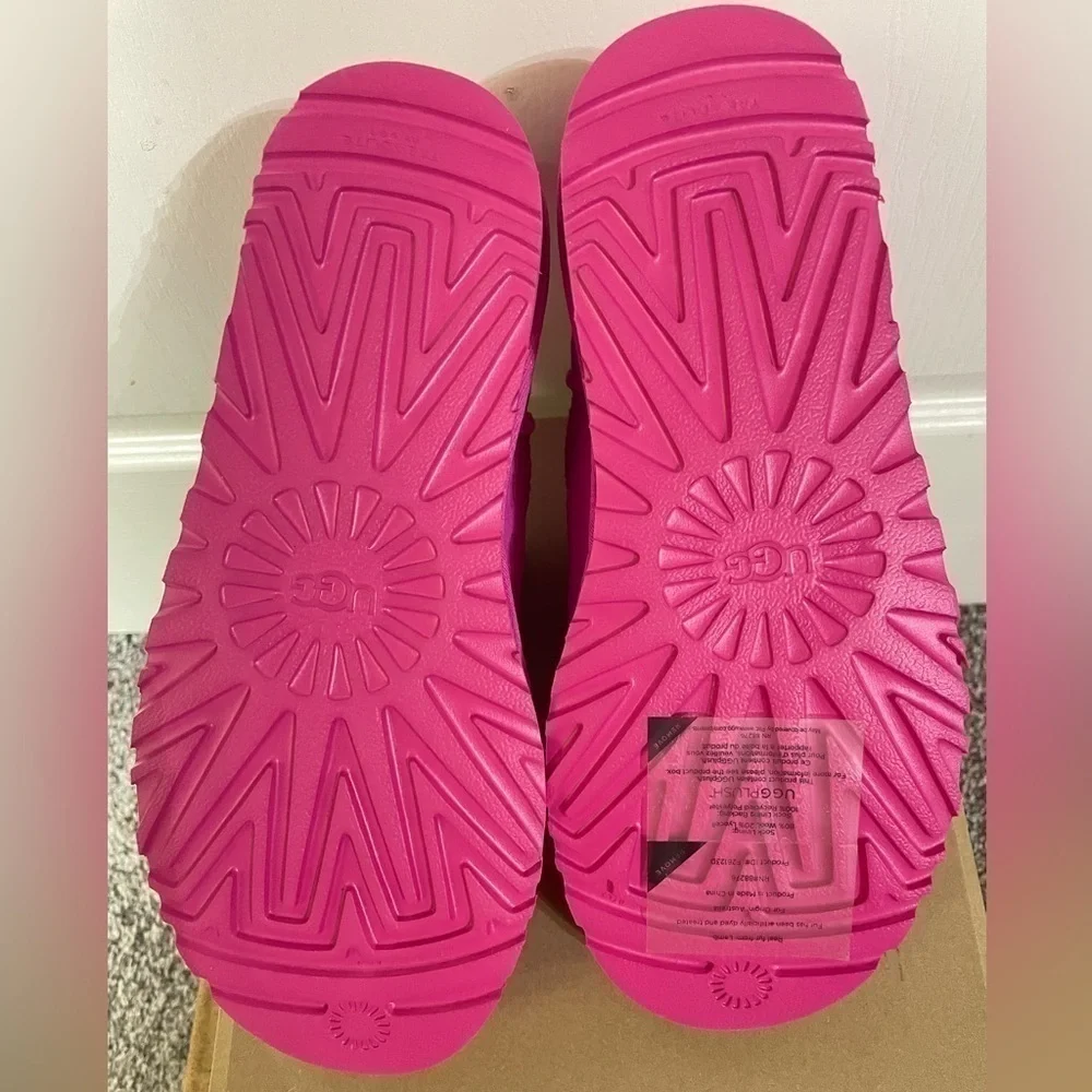 UGG® Australia Carnation Classic Ultra Mini Suede Boots